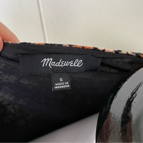 Madewell Velvet Flutter Tulip Sleeve Floral Ruffle V Neck Top Womens S Small - Picture 8 of 11